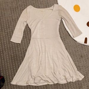 Hollister dress!🤍💋